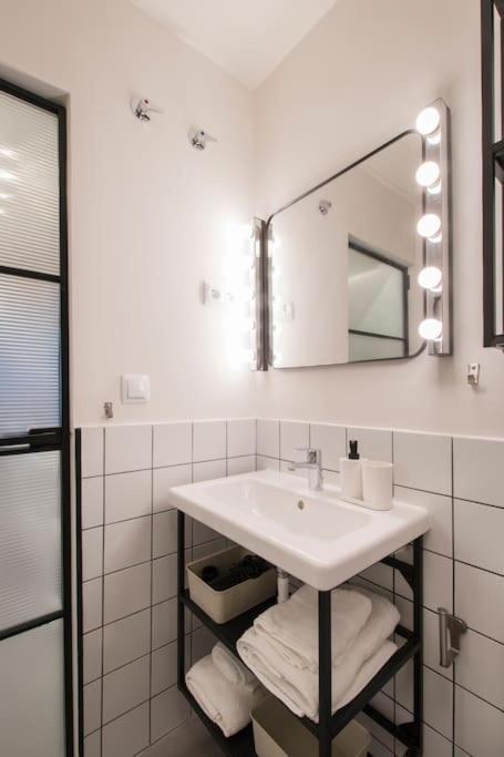 Urban Chic At Great Location In Apartamento Madri
